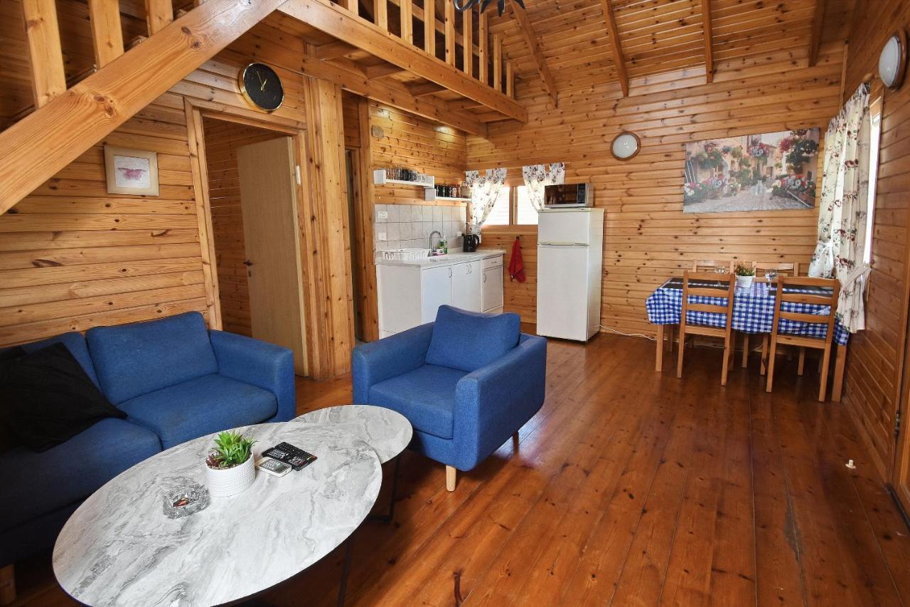 Tal Nof Cabins Villa Manot ภายนอก รูปภาพ