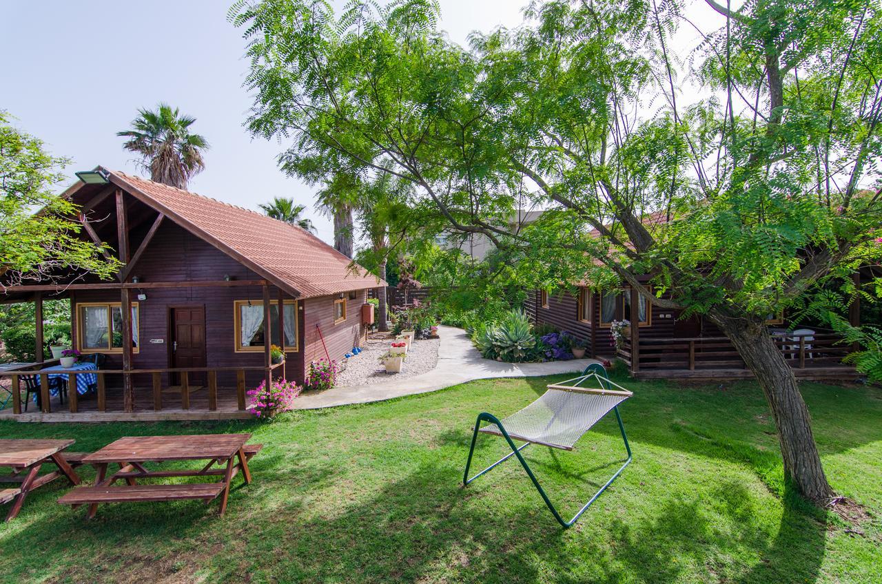 Tal Nof Cabins Villa Manot ภายนอก รูปภาพ